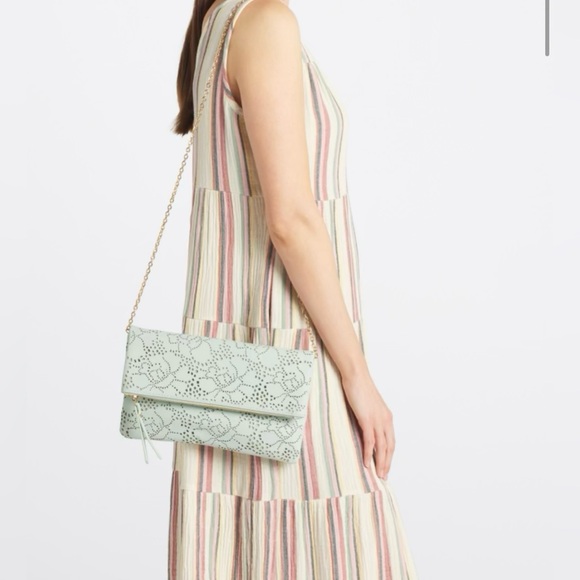 Urban Expressions Arabella Clutch - used once - Picture 3 of 6